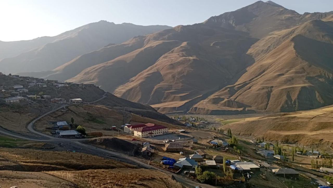 Отель Zaur Guest Hause Xinaliq Экстерьер фото