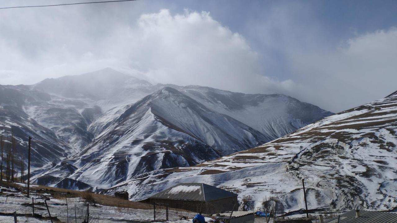 Отель Zaur Guest Hause Xinaliq Экстерьер фото